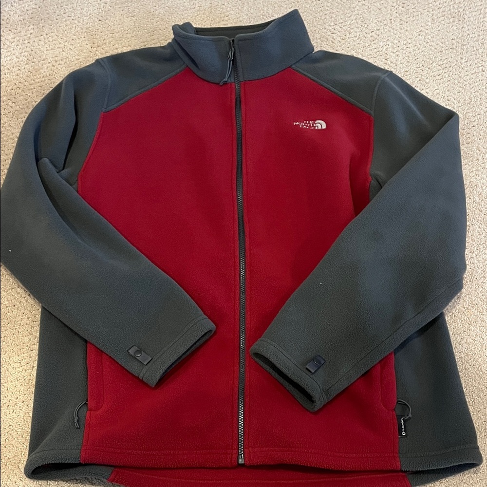 The North Face Men’s Jacket in Red and Gray